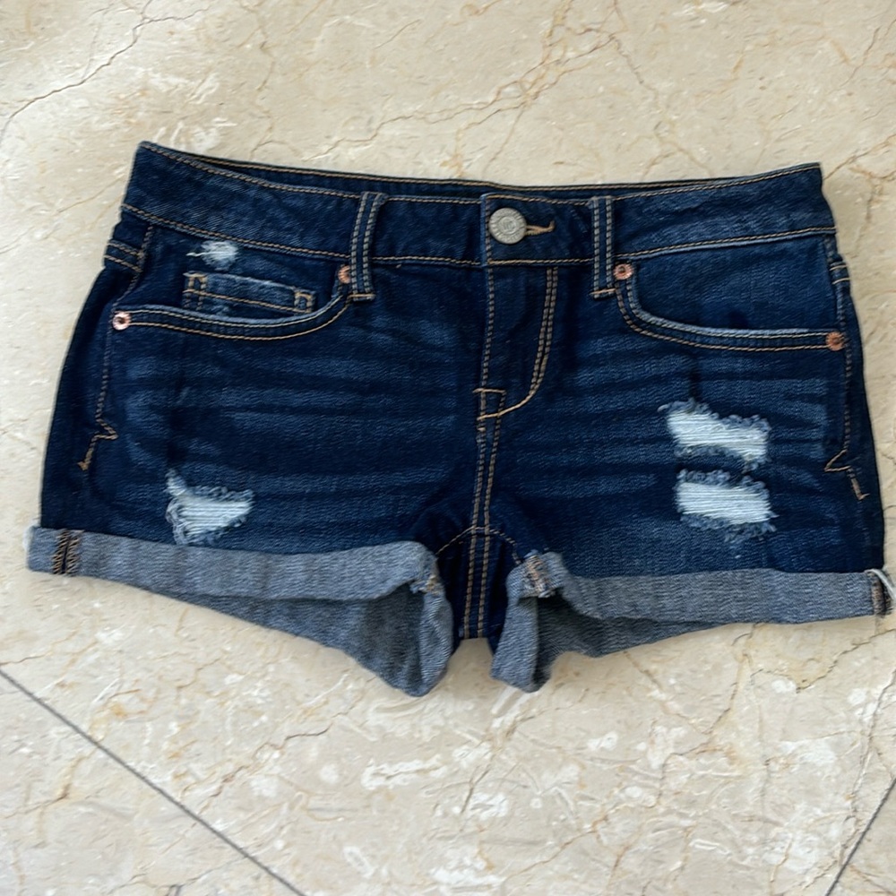 Aeropostale Distressed Mid Rise Dark Wash “ Shorty” Shorts Size 0